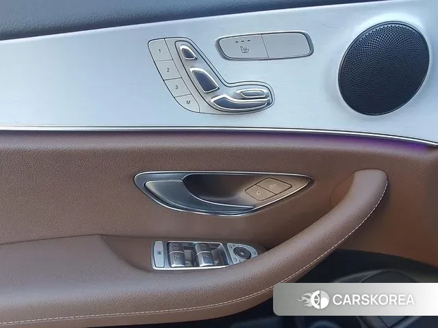 Mercedes-Benz E-Class W213 2020 Серый из Кореи, фото 4