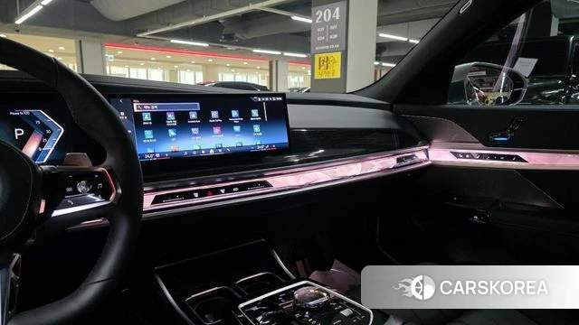 BMW 7 Series (G70) 2024 Серебряный из Кореи, фото 4