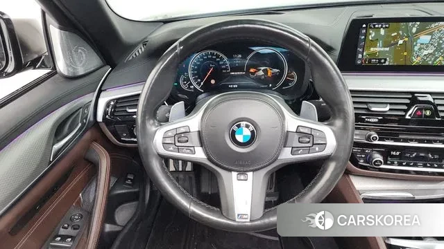 BMW 5 Series (G30) 2018 Черный из Кореи, фото 4