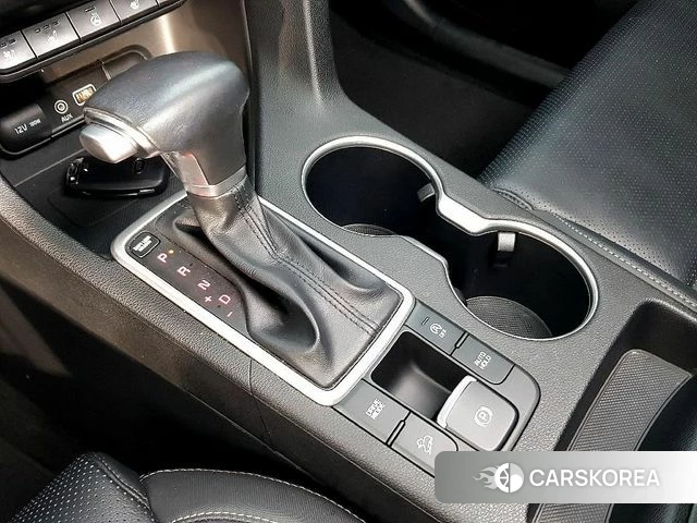 Kia Sportage 4th Generation 2018 Белый из Кореи, фото 4