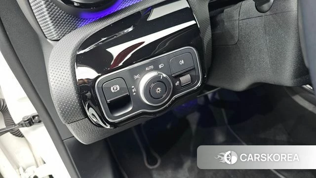 Mercedes-Benz A-Class W177 2022 Белый из Кореи, фото 4