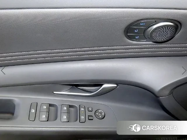 Hyundai The New Avante (CN7) 2024 Белый из Кореи, фото 4