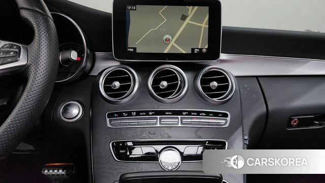 Mercedes-Benz C-Class W205 2018 Белый из Кореи, фото 4