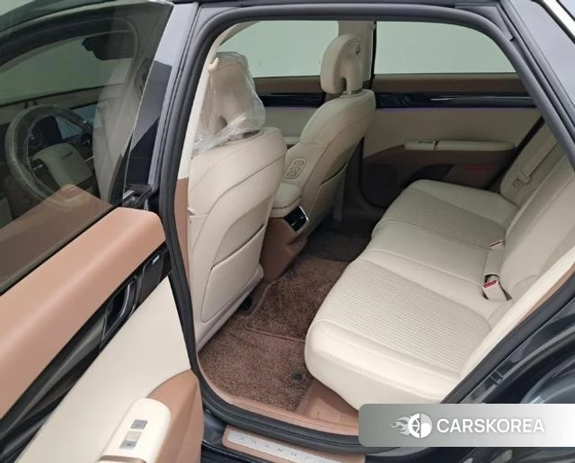 Hyundai Grandeur Hybrid (GN7) 2023 Серый из Кореи, фото 4