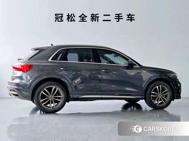 Audi Q3 2021 Темно-серый из Китая, фото 4