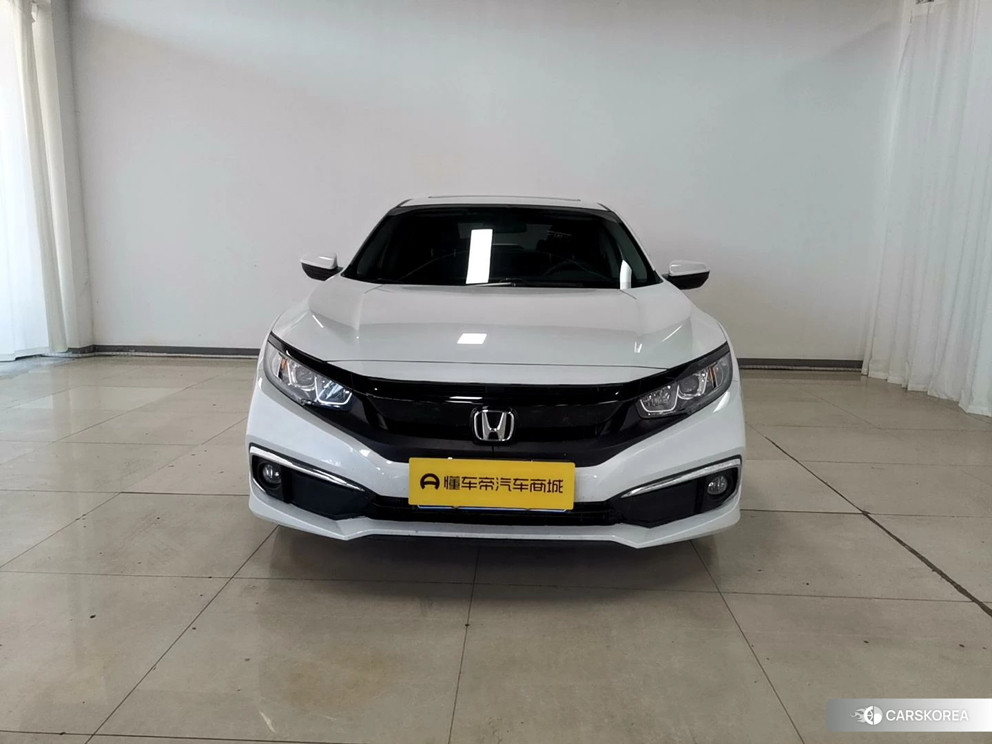 Honda Civic 2019 Белый из Китая, фото 4