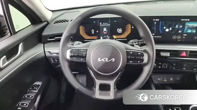 Kia The New K5 3rd generation 2023 Черный из Кореи, фото 4