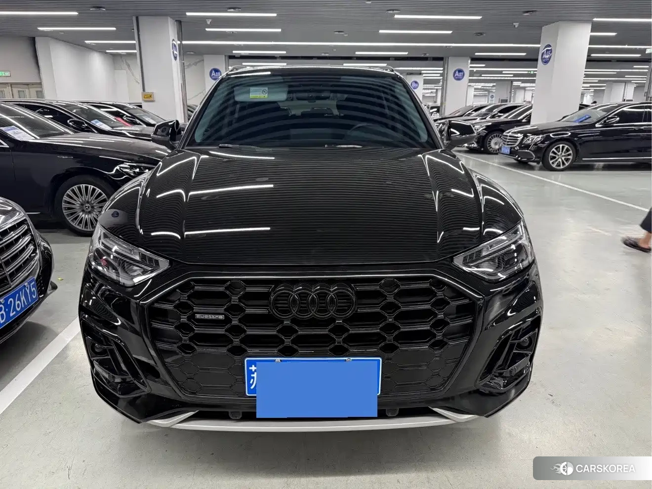 Audi Q5L 2023 Черный из Китая, фото 4