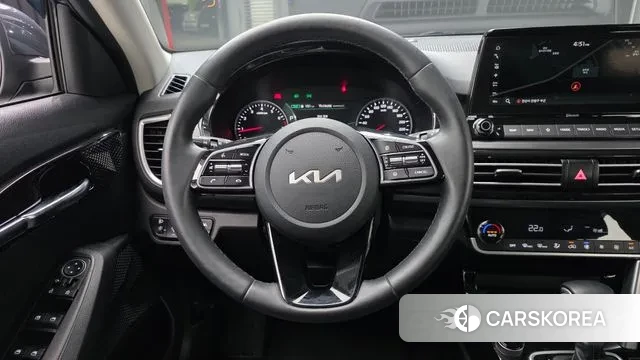 Kia Seltos 2022 Серый из Кореи, фото 4