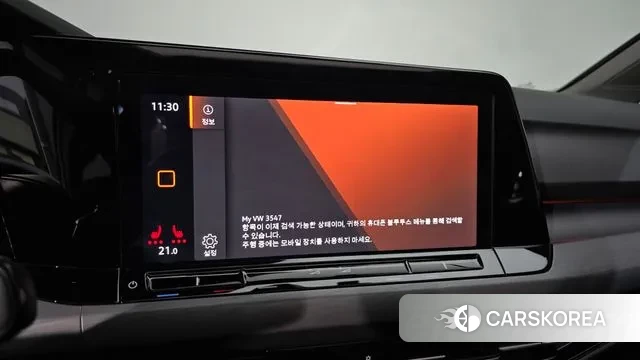 Volkswagen Golf 8th Generation 2024 Белый из Кореи, фото 4