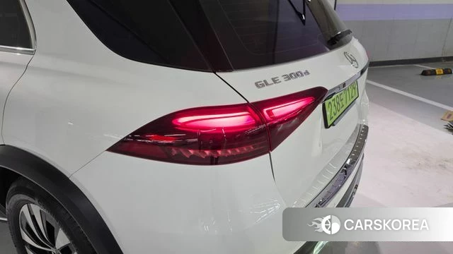 Mercedes-Benz GLE-Class W167 2024 Белый из Кореи, фото 4