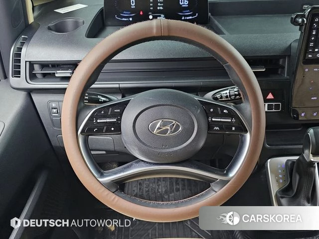 Hyundai Staria 2021 Серебристо-серый из Кореи, фото 4