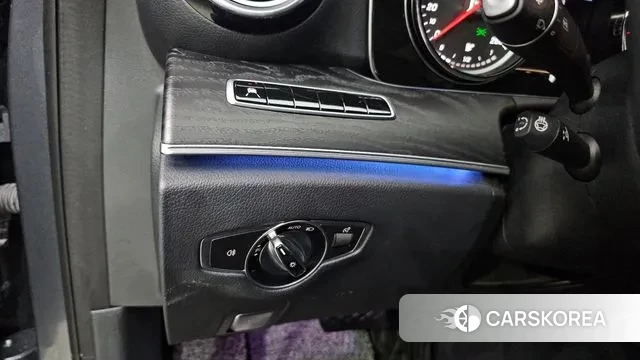 Mercedes-Benz E-Class W213 2019 Серый из Кореи, фото 4