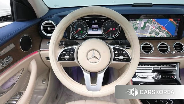 Mercedes-Benz E-Class W213 2019 Белый из Кореи, фото 4