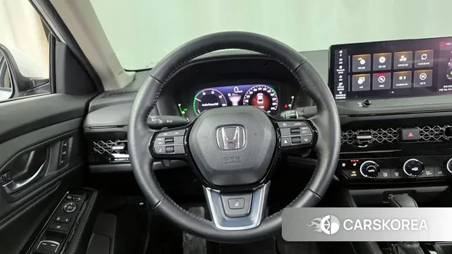 Honda Accord 11th Generation 2024 Белый из Кореи, фото 4
