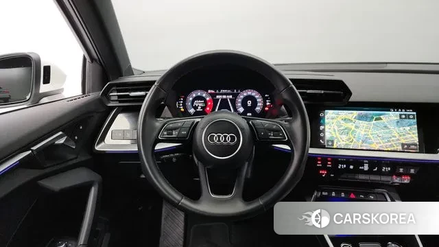 Audi A3 (8Y) 2023 Белый из Кореи, фото 4