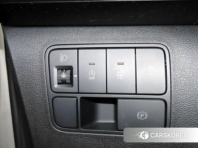Hyundai Staria 2023 Серебряный из Кореи, фото 4
