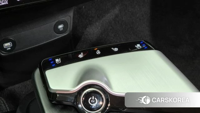 Kia EV6 2023 Жемчужный цвет из Кореи, фото 4