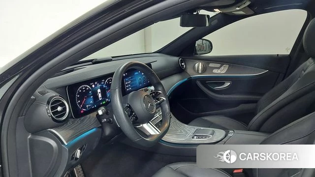 Mercedes-Benz E-Class W213 2022 Черный из Кореи, фото 4