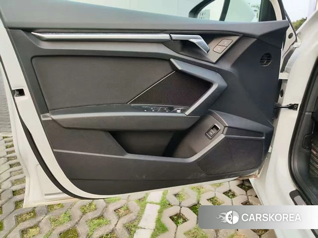 Audi A3 2021 Белый из Китая, фото 4