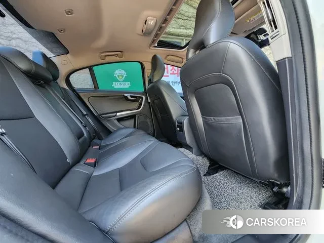 Volvo S60 id 2785394 из Кореи 4