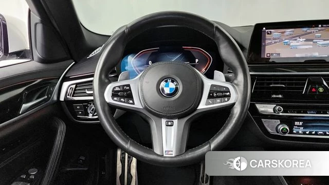 BMW 5 Series (G30) 2020 Белый из Кореи, фото 4