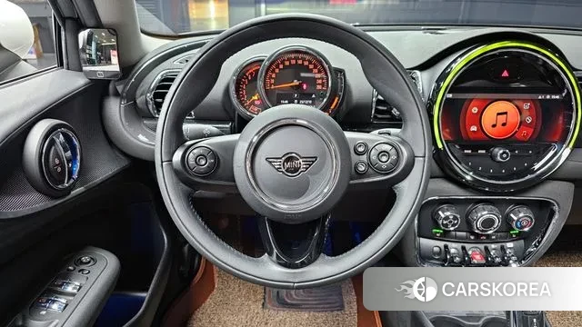 Mini Cooper Clubman 2021 Черный из Кореи, фото 4
