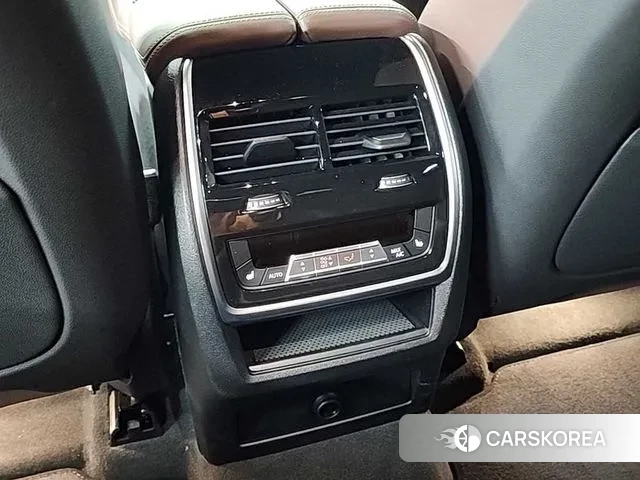 BMW X6 (G06) 2025 Черный из Кореи, фото 4