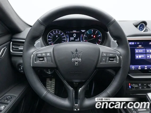 Maserati Ghibli id 2696165 из Кореи 4