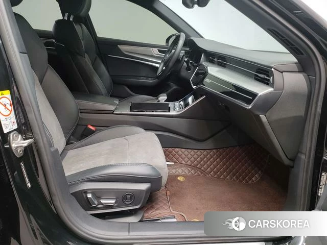 Audi A6L 2023 Черный из Китая, фото 4