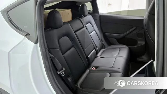 Tesla Model Y 2023 Белый из Кореи, фото 4