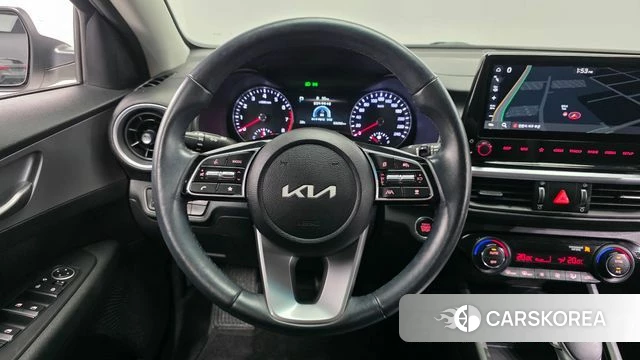 Kia The New K3 2nd generation 2021 Белый из Кореи, фото 4