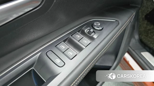Peugeot 5008 second generation 2021 Оранжевый из Кореи, фото 4