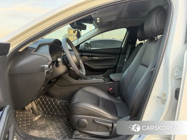 Mazda 3 Angkesaila 2023 Белый из Китая, фото 4