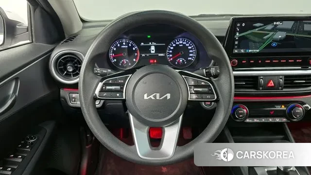 Kia The New K3 2nd generation 2021 Белый из Кореи, фото 4