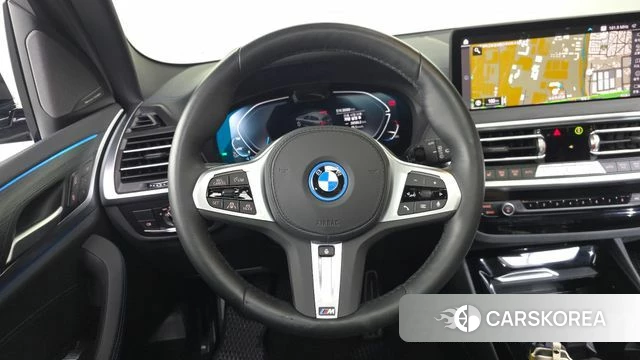 BMW iX3 2025 Черный из Кореи, фото 4