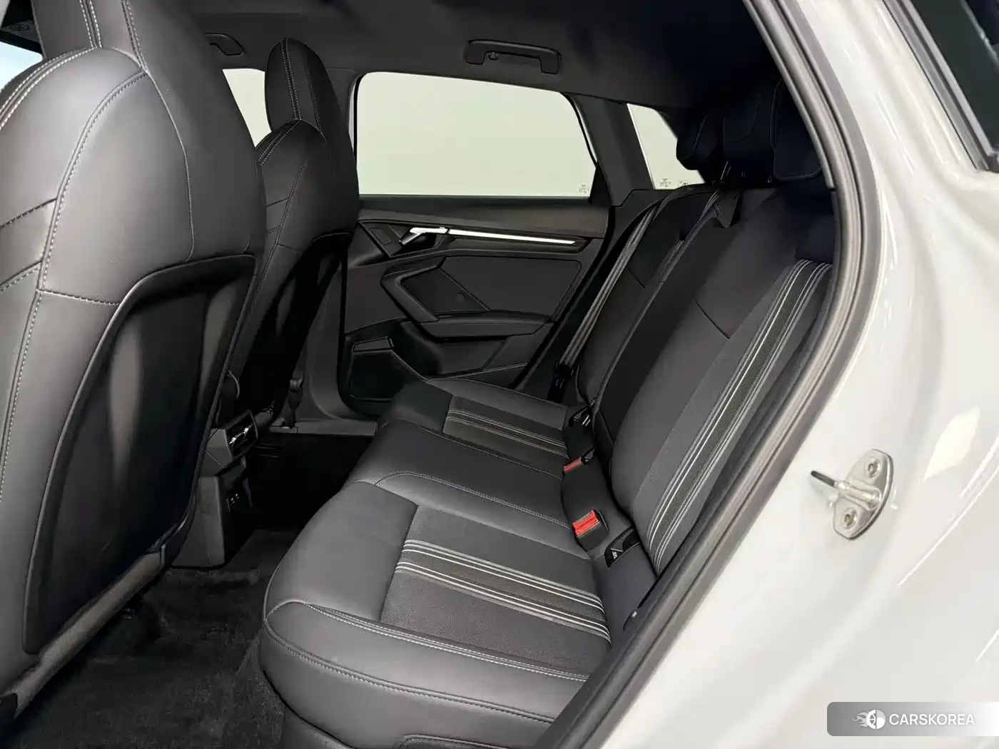 Audi A3 2022 Белый из Китая, фото 4