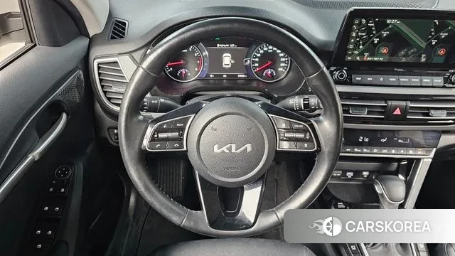 Kia Seltos 2022 Белый из Кореи, фото 4