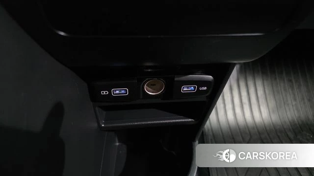 Hyundai Staria 2023 Синий из Кореи, фото 4