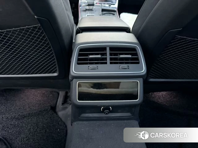 Audi A6L 2022 Черный из Китая, фото 4