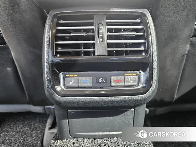 Volkswagen Passat GT (B8) 2018 Серебряный из Кореи, фото 4