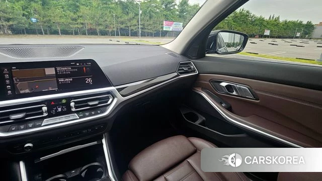 BMW 3 Series (G20) 2021 Черный из Кореи, фото 4