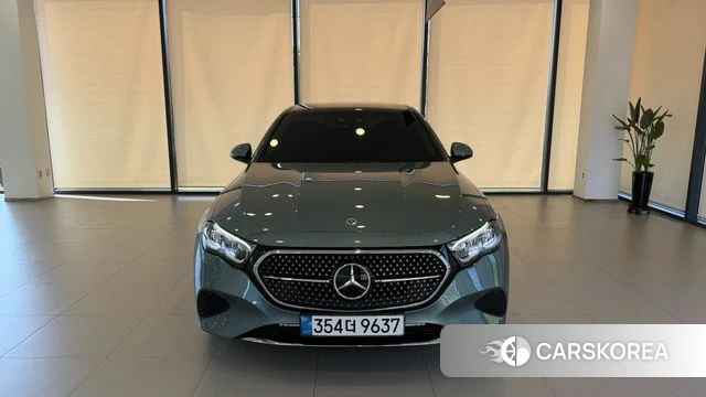 Mercedes-Benz E-Class W214 2025 Синий нефрит из Кореи, фото 4