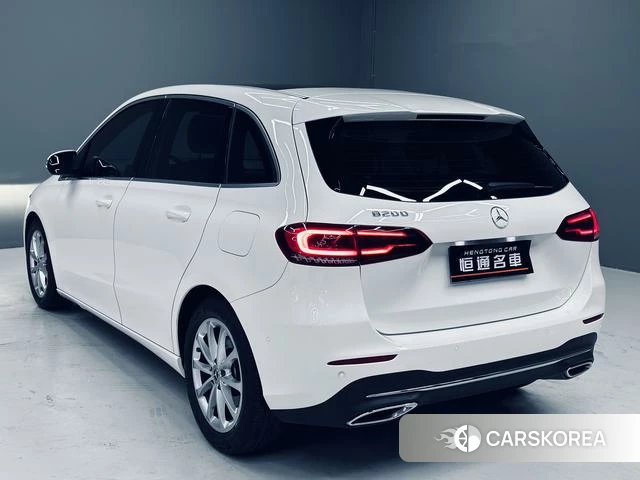 Mercedes-Benz Class B 2022 Белый из Китая, фото 4