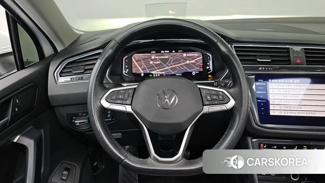 Volkswagen Tiguan second Generation 2022 Белый из Кореи, фото 4