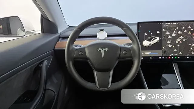 Tesla Model 3 2020 Белый из Кореи, фото 4