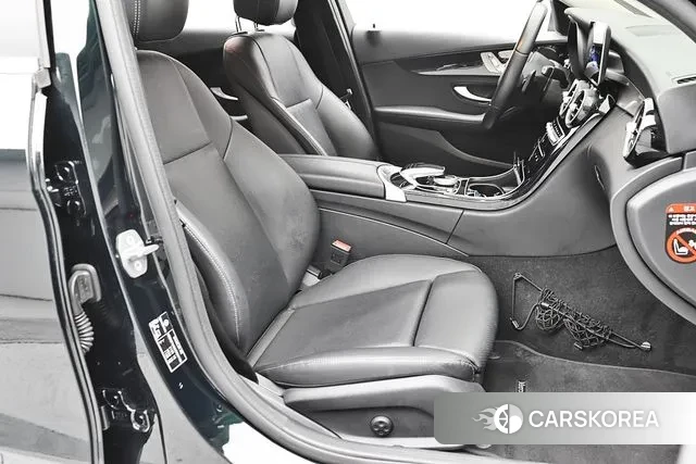 Mercedes-Benz C-Class W205 2019 Темно-зеленый из Кореи, фото 4