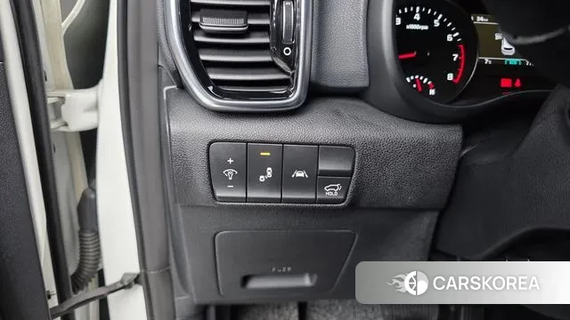 Kia Sportage The Bold 2021 Белый из Кореи, фото 4