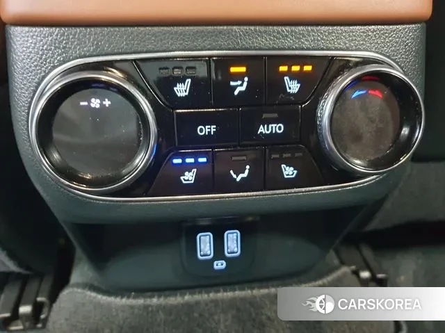 Genesis GV70 2022 Черный из Кореи, фото 4