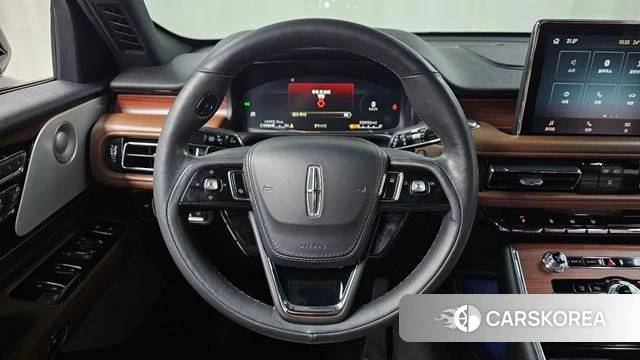 Lincoln Aviator 2nd generation 2021 Белый из Кореи, фото 4
